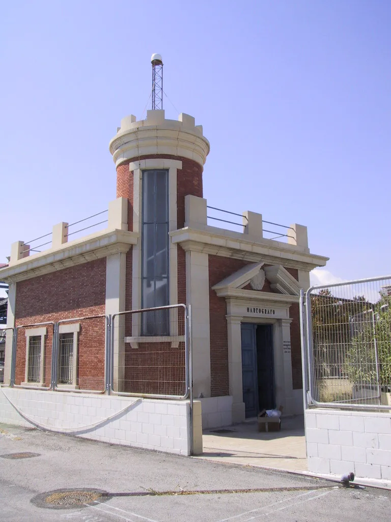 ALAC tide gauge and GNSS station 2